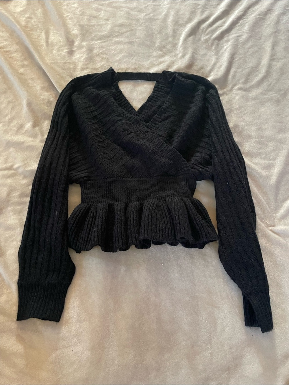 SHEIN Black Ribbed V-Neck Peplum Sweater Top